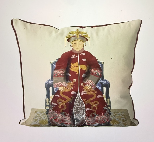 Chinese Ancestor Empress II Cushion Cover – Portrait in Blue or Red Robes - Image 2